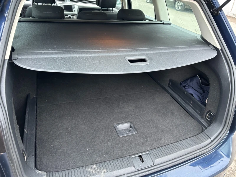 VW Passat 2.0 TDI, снимка 14 - Автомобили и джипове - 53296524