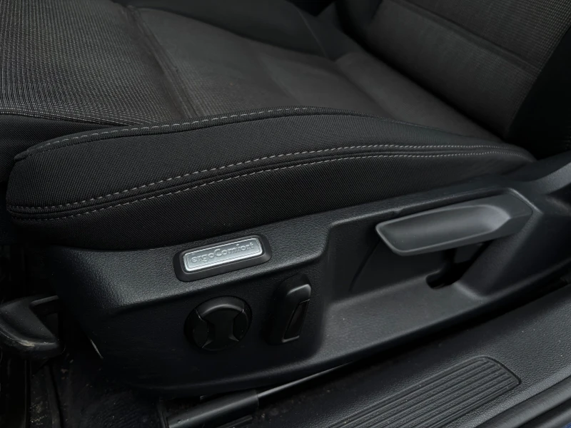 VW Passat 2.0 TDI, снимка 10 - Автомобили и джипове - 53296524