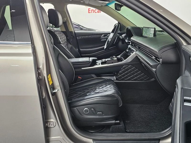 Genesis GV80 3.5T Gasoline AWD| 380к.с.| ВКЛ.ТЕХНОТЕСТ, снимка 11 - Автомобили и джипове - 55233266