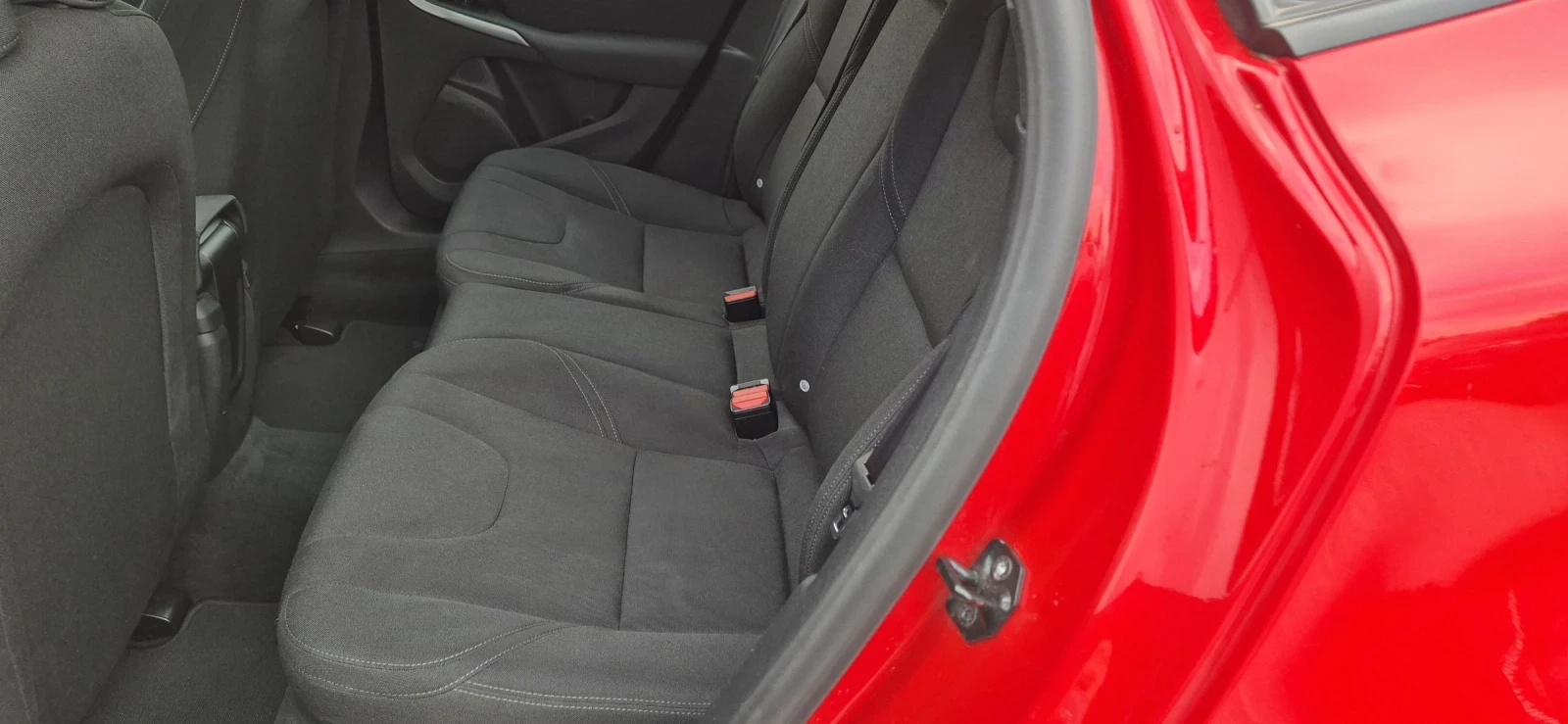 Volvo V40 2.0D-150кс.6скор. | Mobile.bg — изображение 11