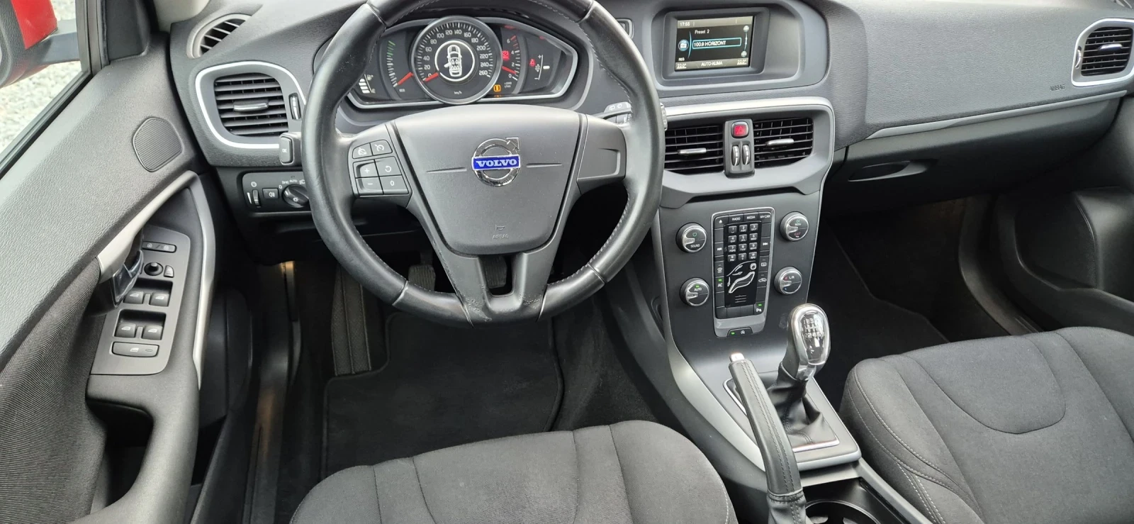 Volvo V40 2.0D-150кс.6скор. | Mobile.bg — изображение 14