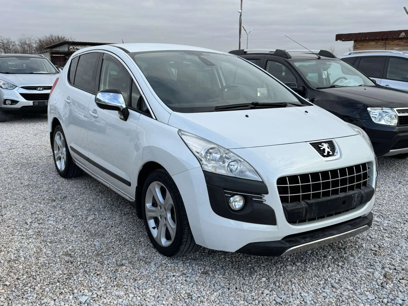 Peugeot 3008 2, 0HDI 163K AUTO - изображение 3