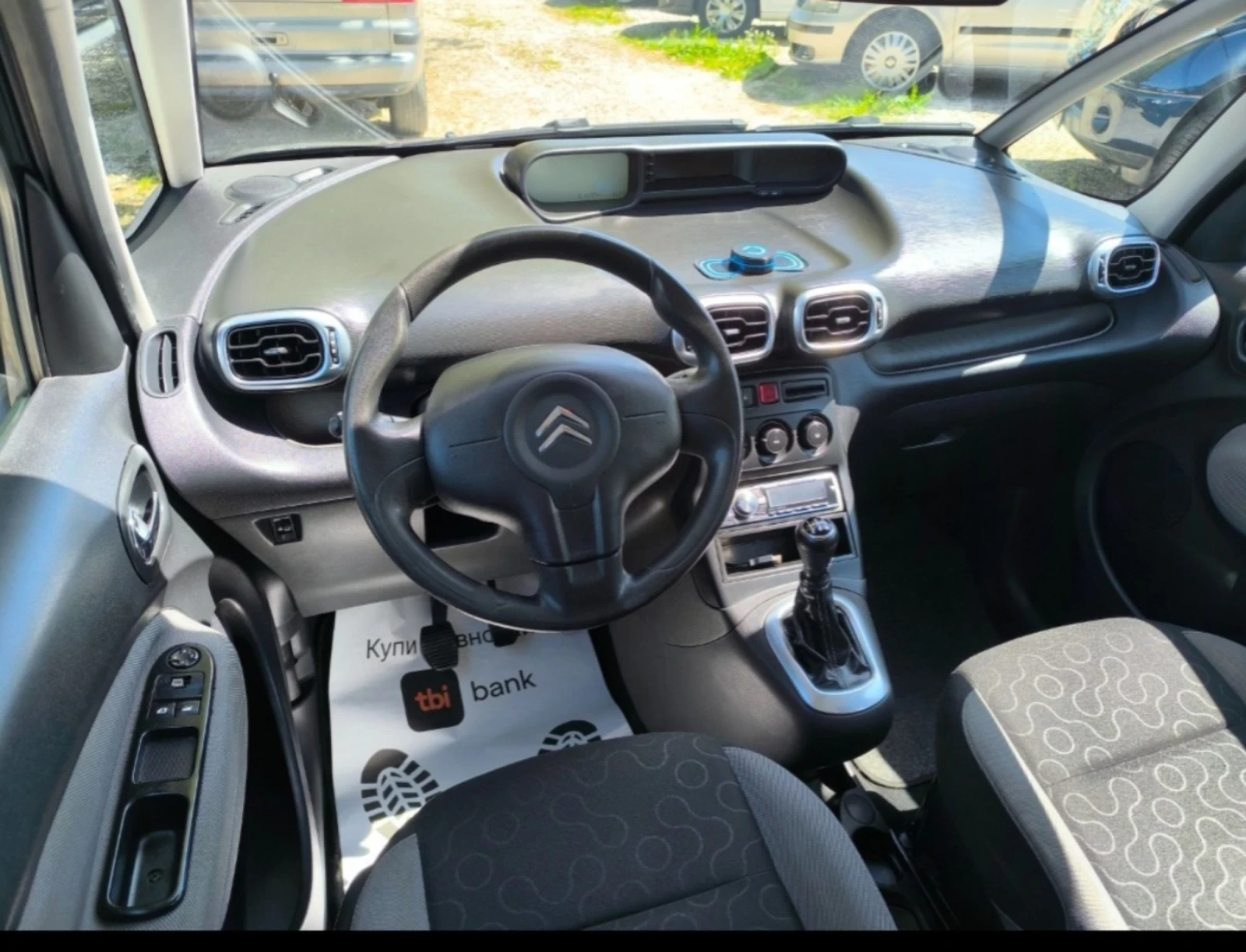 Citroen C3 Picasso 1.4 бензин Италия  - изображение 5