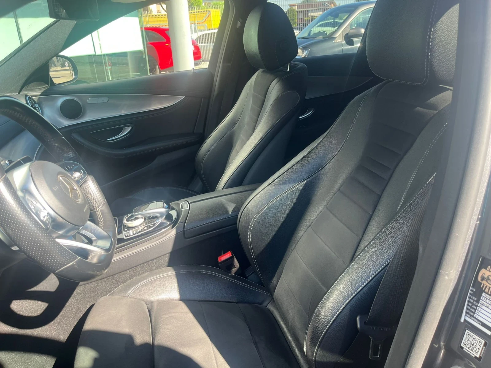 Mercedes-Benz E 220 Premium  - изображение 2