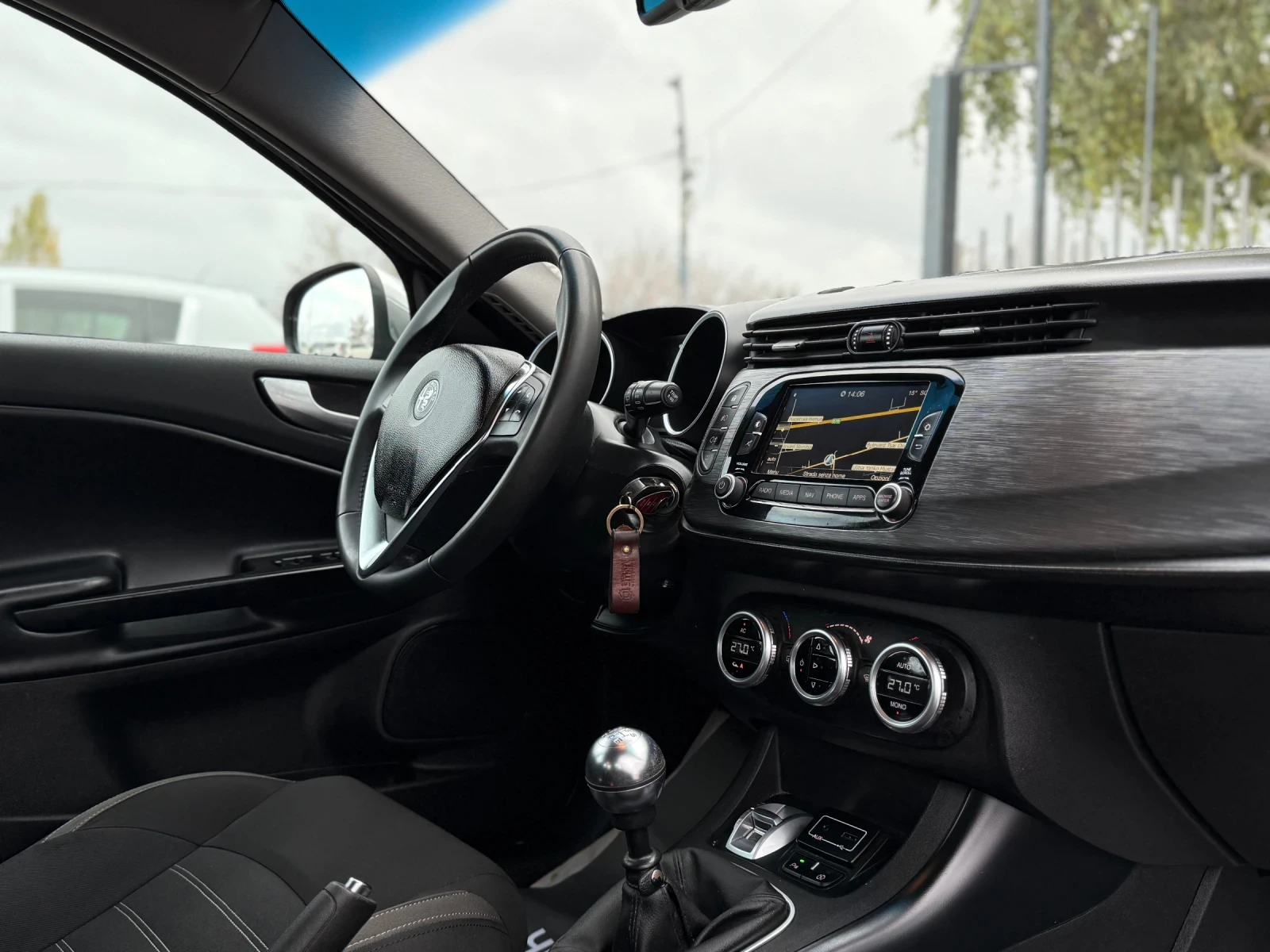 Alfa Romeo Giulietta 1.6 jtdm Super Sprint | Mobile.bg   14