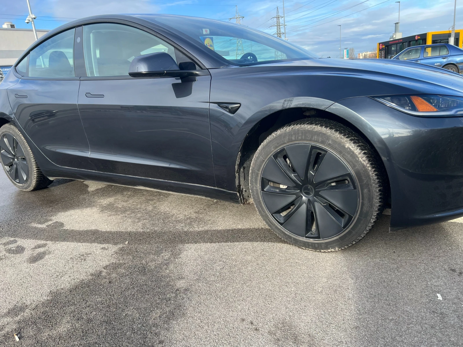 Tesla Model 3 LFP, снимка 6 - Автомобили и джипове - 53506093