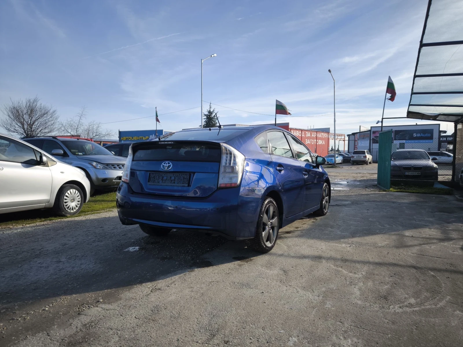 Toyota Prius 1, 8 Hybrid , снимка 4 - Автомобили и джипове - 53766467
