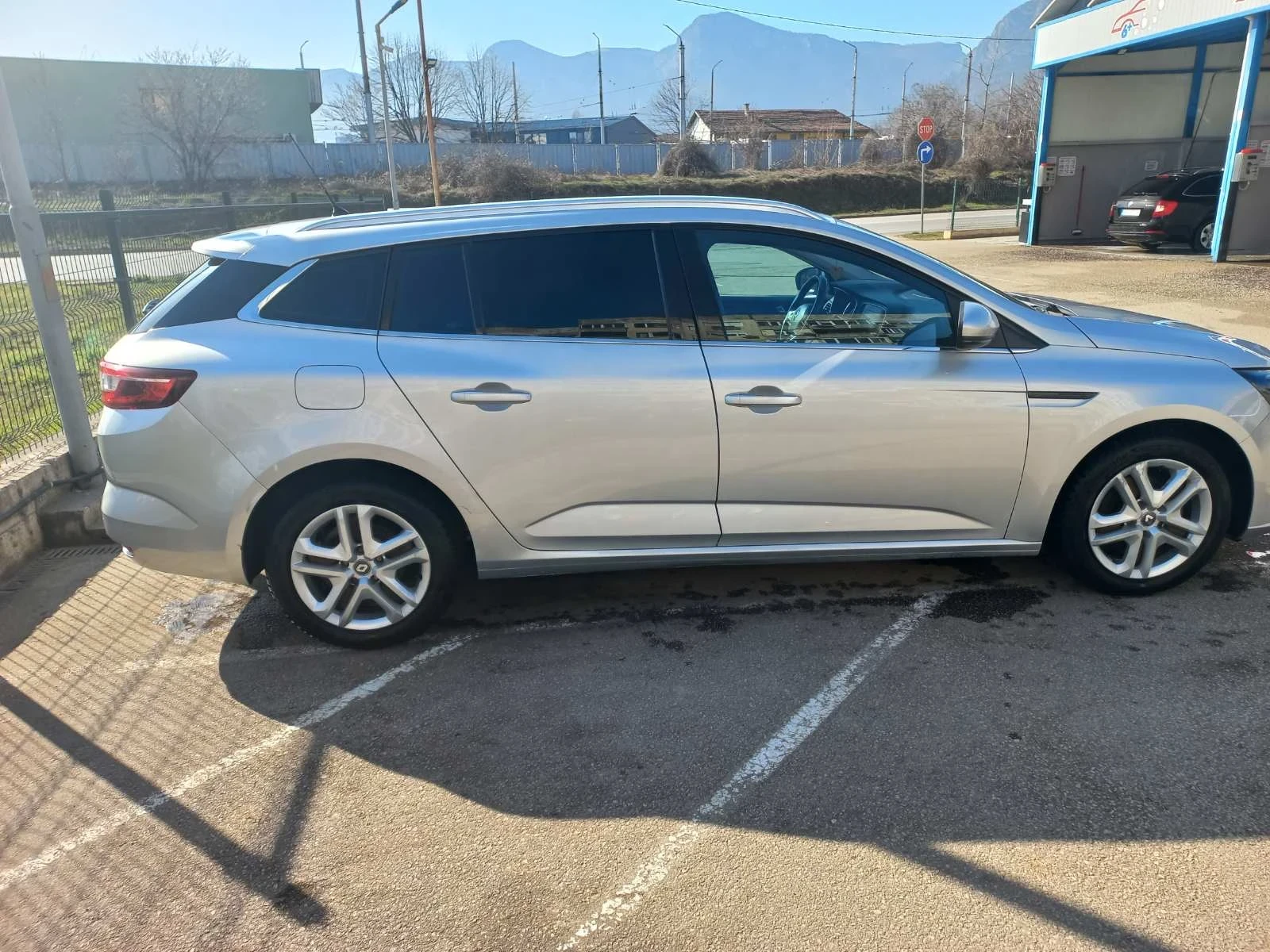 Renault Megane * 1-ви собственик * Реални км* , снимка 5 - Автомобили и джипове - 53892205