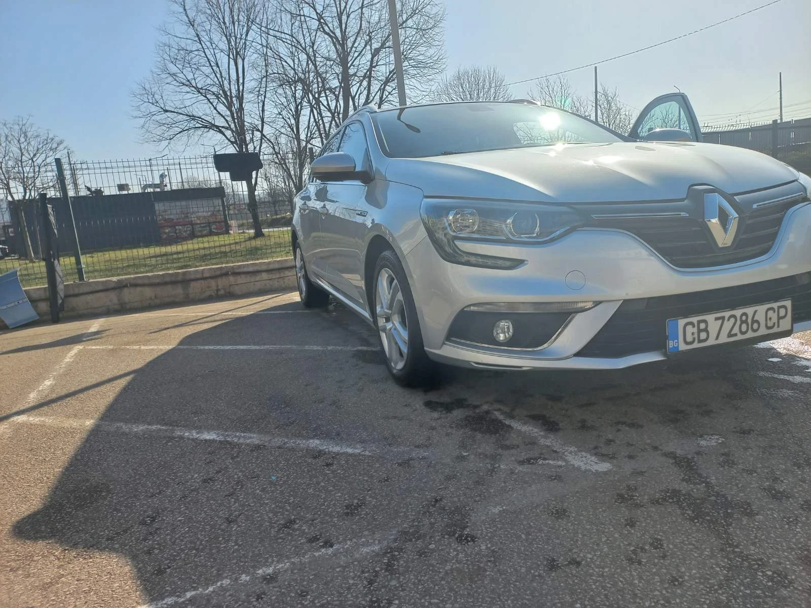 Renault Megane * 1-ви собственик * Реални км* , снимка 6 - Автомобили и джипове - 53892205