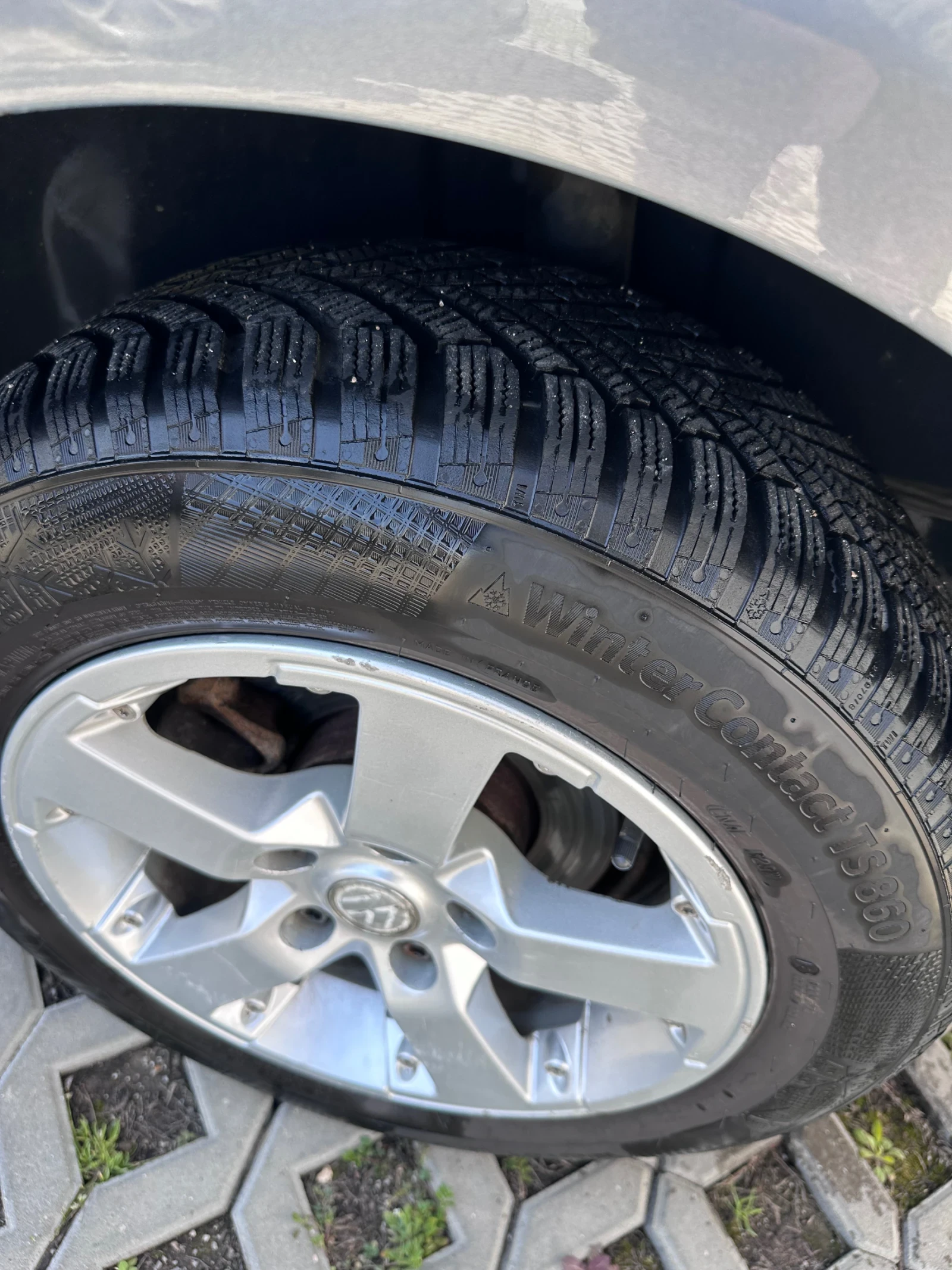 VW Touran, снимка 8 - Автомобили и джипове - 54205640