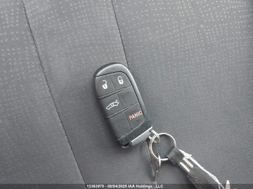 Chrysler 200 2.4l, снимка 11 - Автомобили и джипове - 54599240