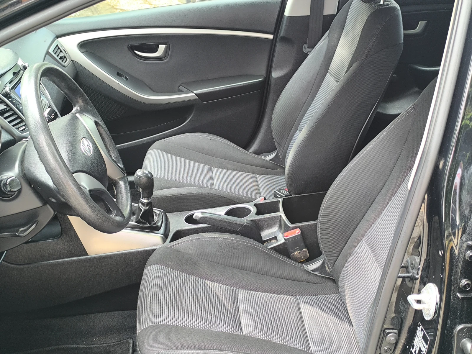 Hyundai I30 1.4I 99 к.с, снимка 9 - Автомобили и джипове - 54645431