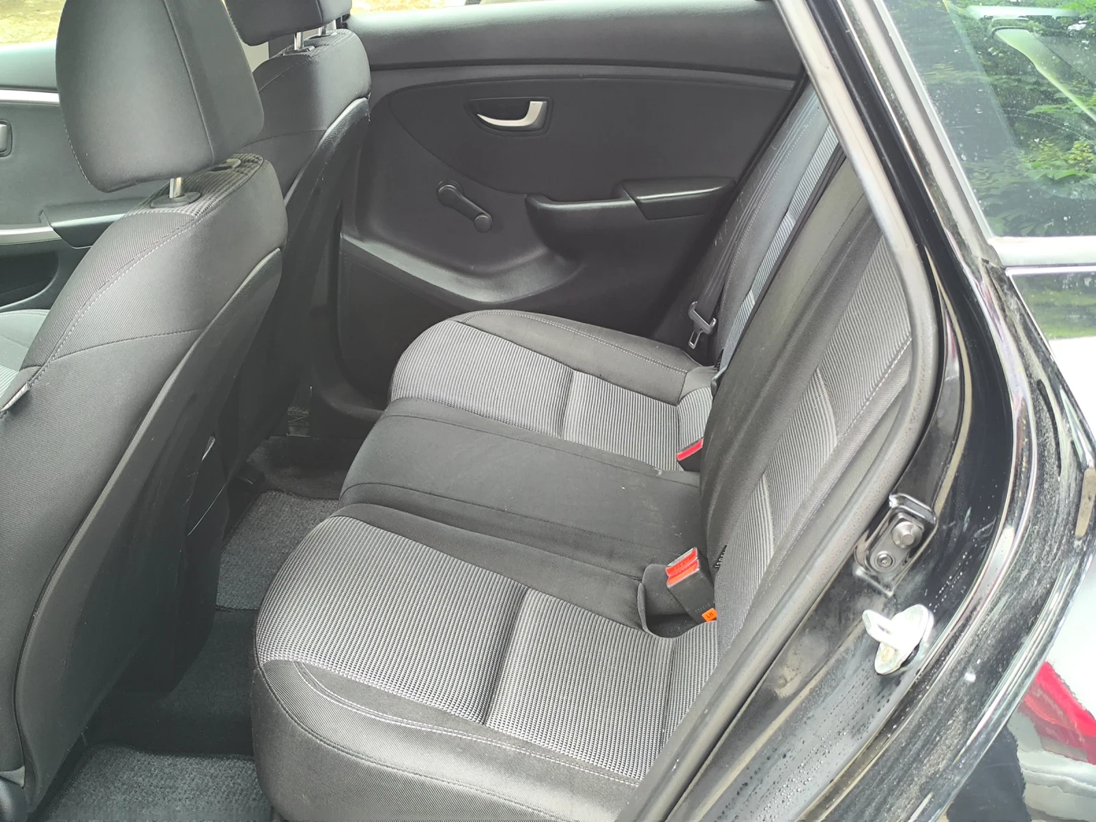 Hyundai I30 1.4I 99 к.с, снимка 10 - Автомобили и джипове - 54645431