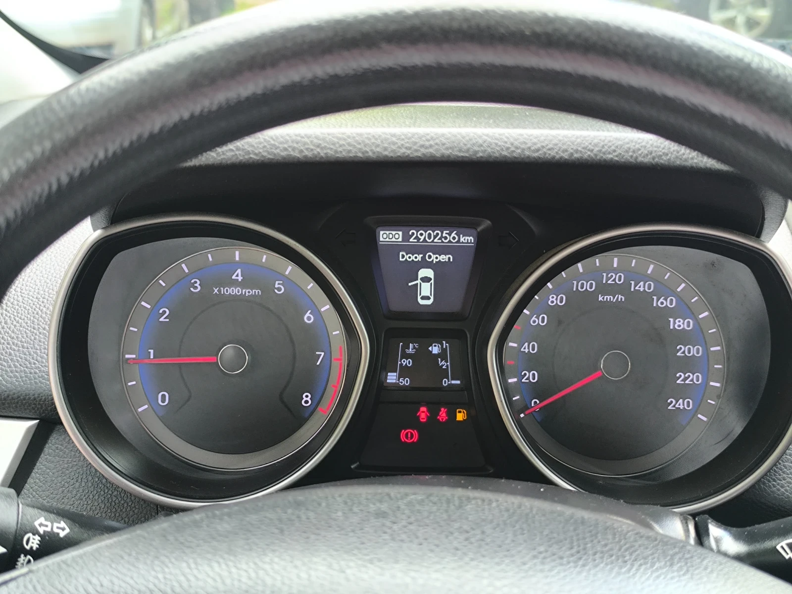 Hyundai I30 1.4I 99 к.с, снимка 12 - Автомобили и джипове - 54645431
