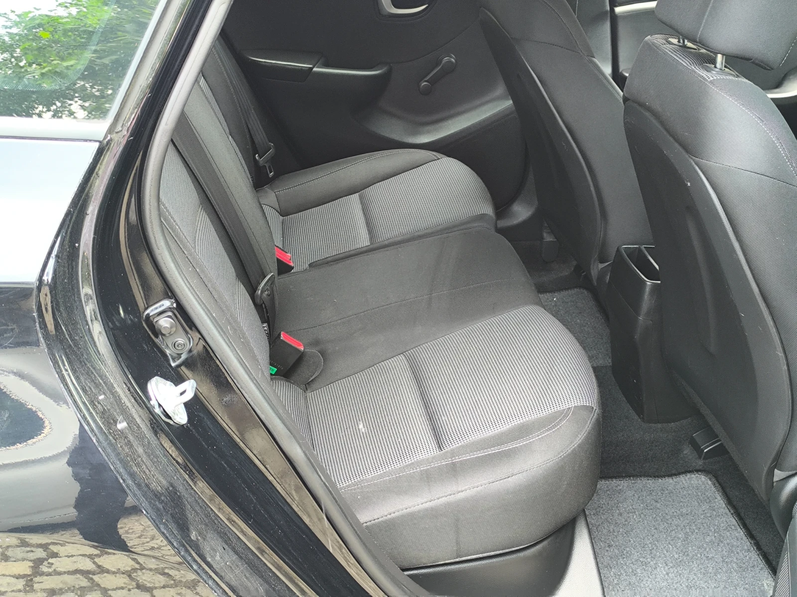 Hyundai I30 1.4I 99 к.с, снимка 13 - Автомобили и джипове - 54645431