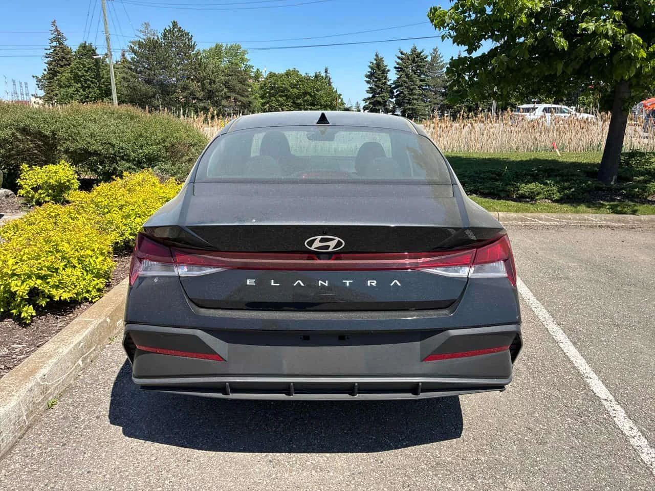 Hyundai Elantra * Preferred * АВТОКРЕДИТ БЕЗ ПЪРВОНАЧАЛНА ВНОСКА* , снимка 4 - Автомобили и джипове - 54953219