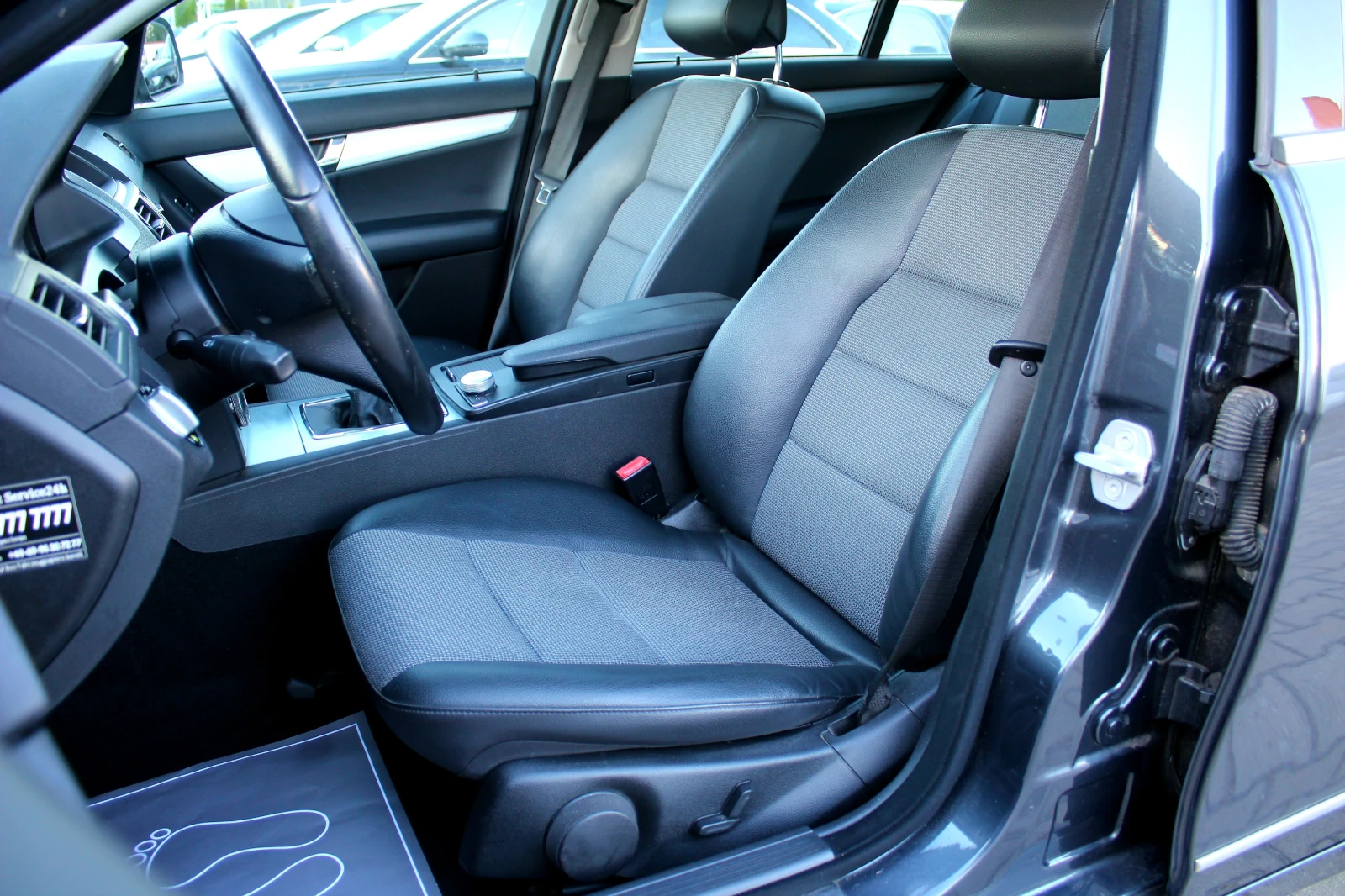 Mercedes-Benz C 180 KOMPRESSOR/СОБСТВЕН ЛИЗИНГ, снимка 11 - Автомобили и джипове - 55003997
