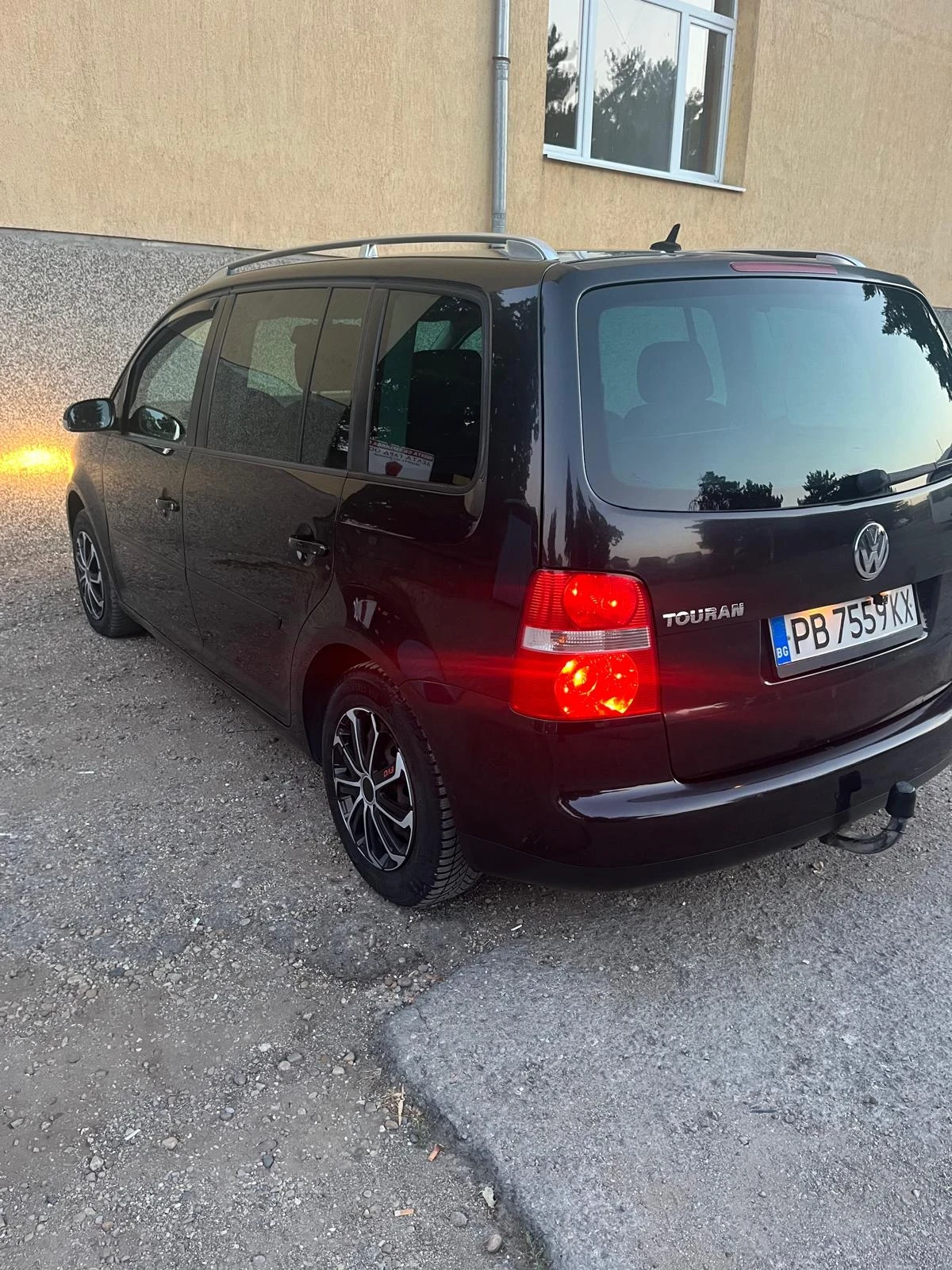 VW Touran, снимка 14 - Автомобили и джипове - 55826756