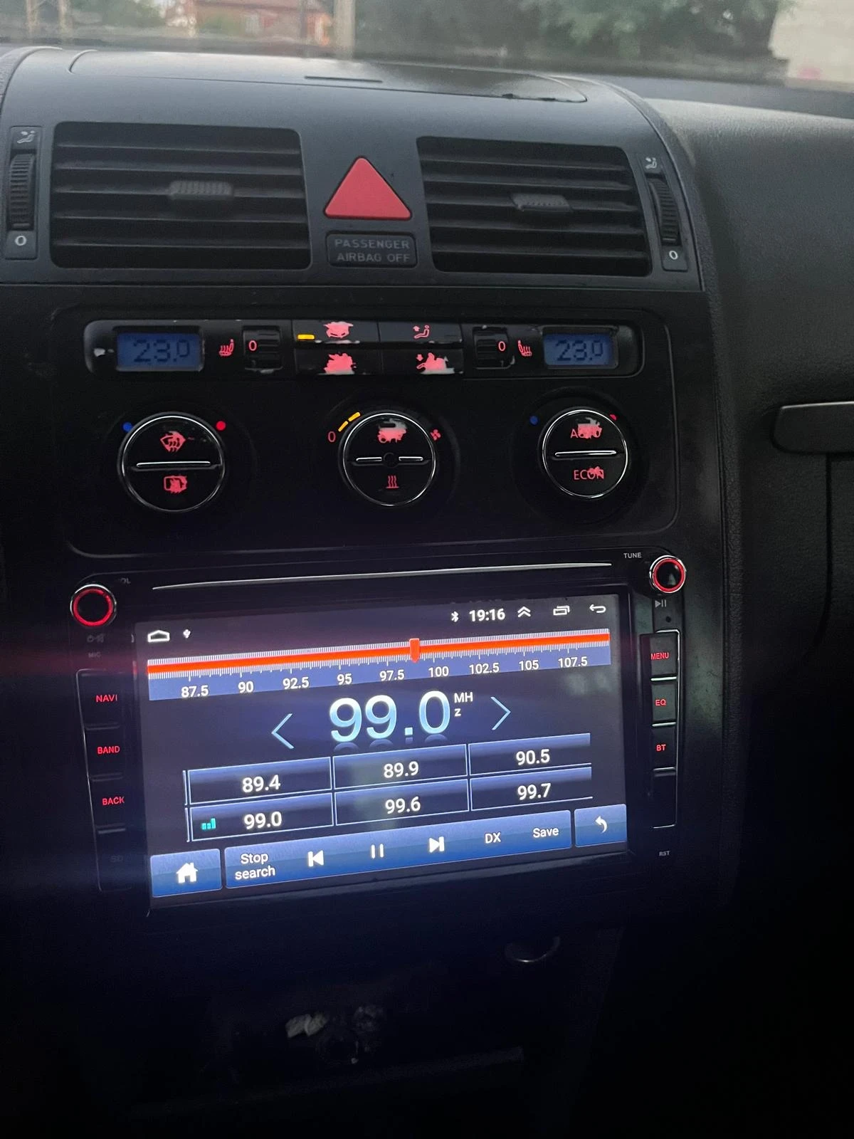 VW Touran, снимка 12 - Автомобили и джипове - 55826756