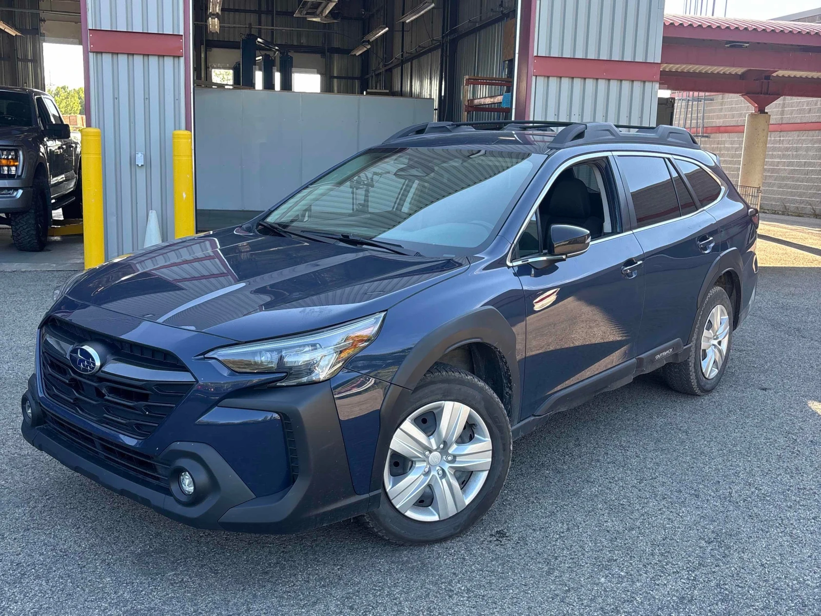 Subaru Outback * Convenience * CARFAX * ОПЦИЯ ЗА ФИНАНСИРАНЕ, снимка 12 - Автомобили и джипове - 55932217