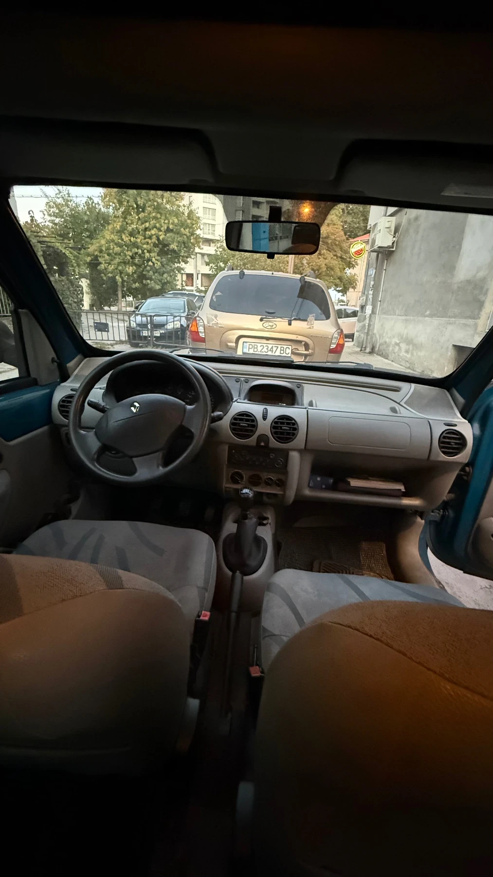 Renault Kangoo, снимка 7 - Автомобили и джипове - 56154834