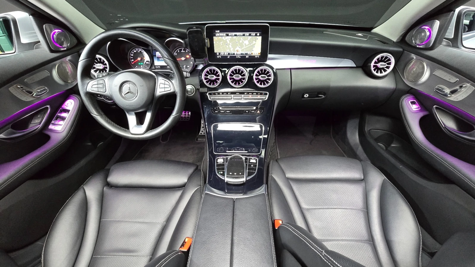 Mercedes-Benz C 200 Avantgarde, снимка 6 - Автомобили и джипове - 56337269