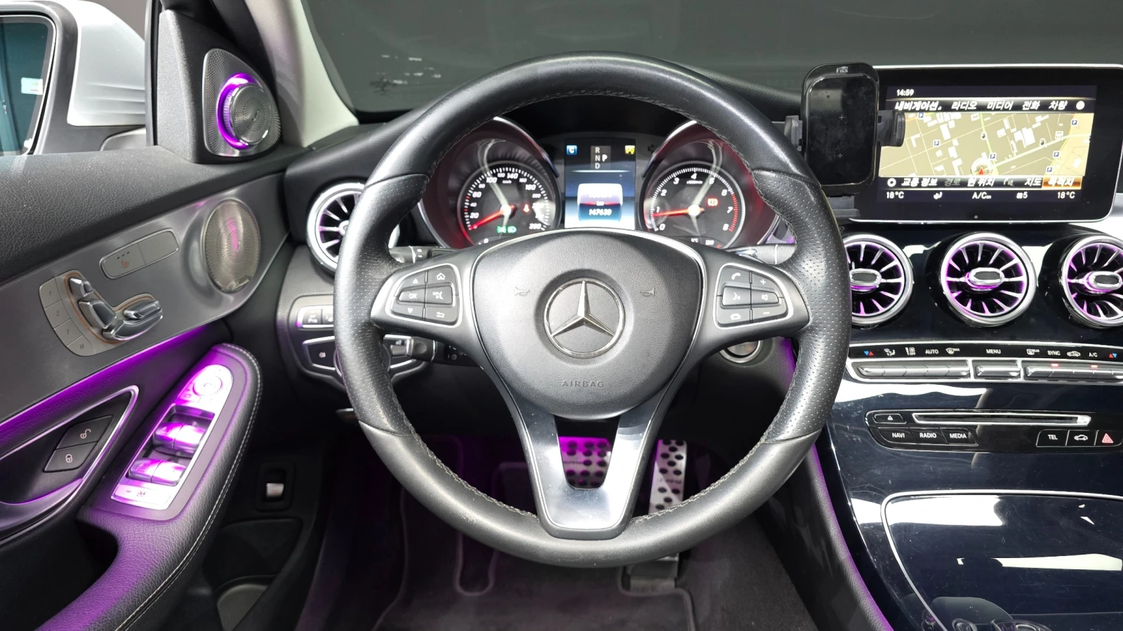Mercedes-Benz C 200 Avantgarde, снимка 10 - Автомобили и джипове - 56337269