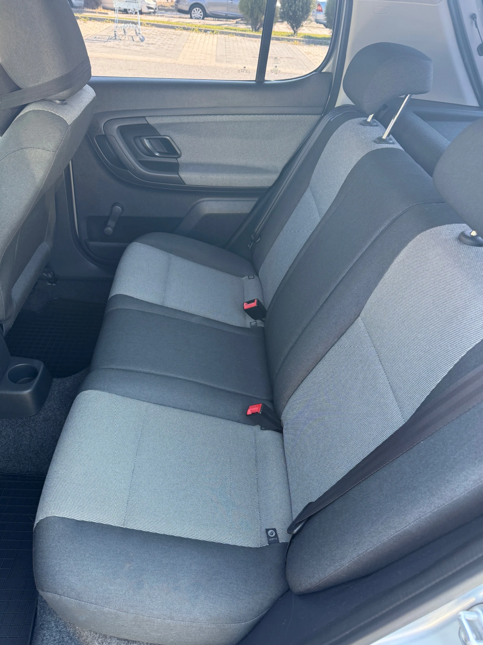 Skoda Fabia 1.4 MPI, 16V, ГИ, Камера, снимка 10 - Автомобили и джипове - 56661931