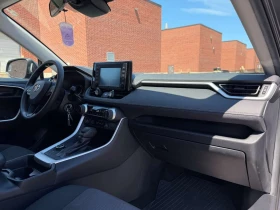 Toyota Rav4 * Hybrid LE * АВТОКРЕДИТ БЕЗ ПЪРВОНАЧАЛНА ВНОСКА* , снимка 12