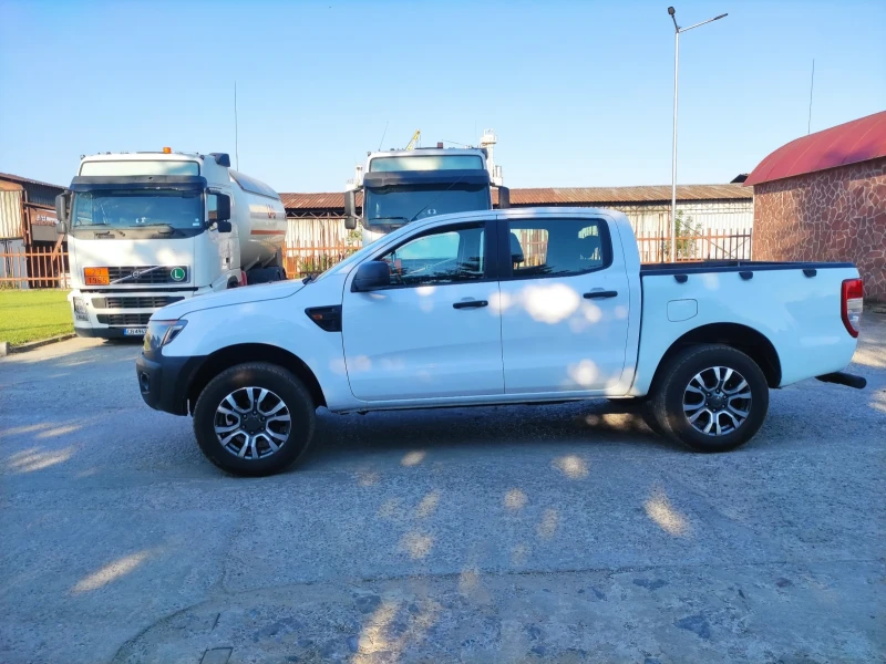 Ford Ranger 2.2 Регистриран , снимка 3 - Автомобили и джипове - 47975479