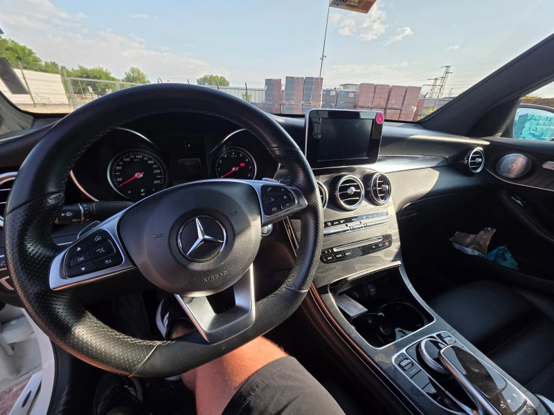 Mercedes-Benz GLC 250 4MATIC, снимка 6 - Автомобили и джипове - 52358099