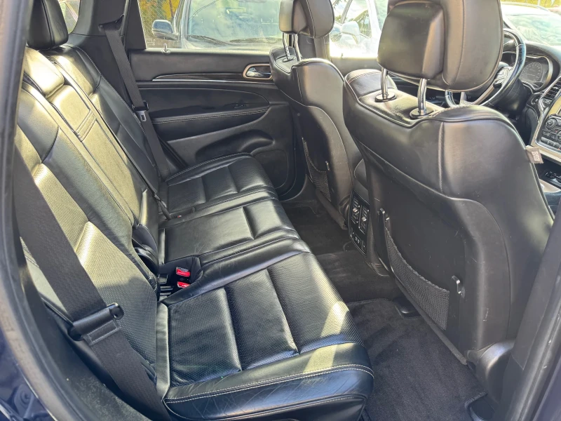 Jeep Grand cherokee OVERLAND* ОБДУХВАНЕ* ПОДГРЕВ* ПАНОРАМА* , снимка 13 - Автомобили и джипове - 51895224