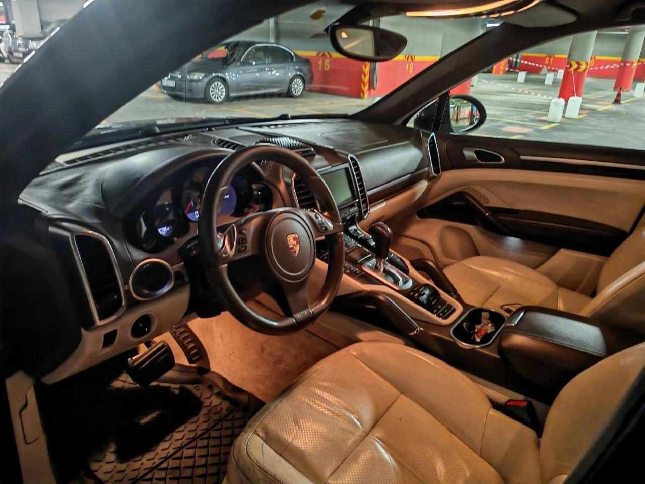 Porsche Cayenne, снимка 5 - Автомобили и джипове - 54009365