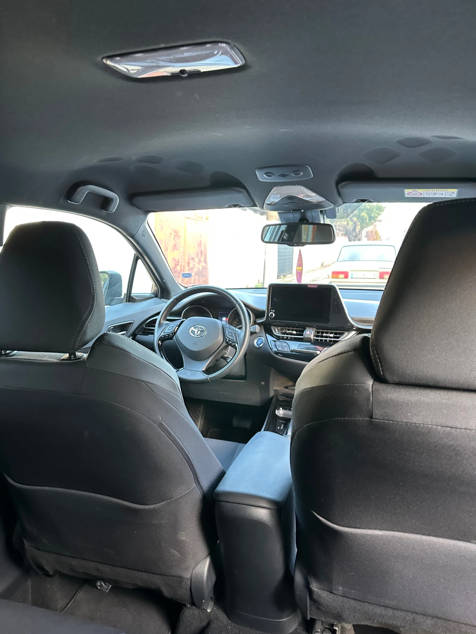 Toyota C-HR, снимка 5 - Автомобили и джипове - 54481510