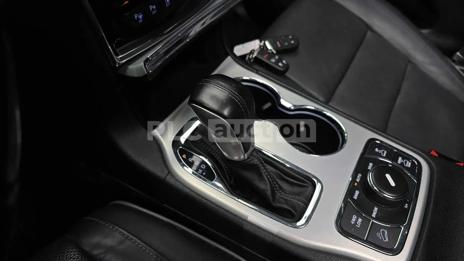 Jeep Grand cherokee, снимка 9 - Автомобили и джипове - 55011250