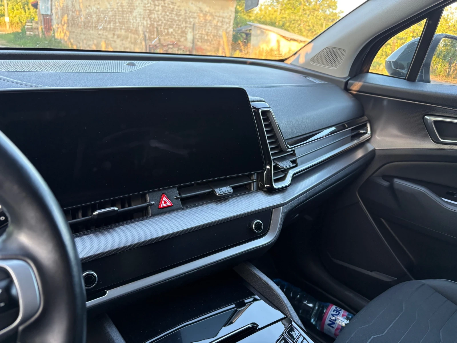 Kia Sportage, снимка 8 - Автомобили и джипове - 55607377