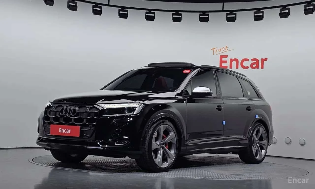 Audi SQ7 / АЛКАНТАРА / ПАНОРАМА / 2 КЛЮЧА / ОБДУХВАНЕ