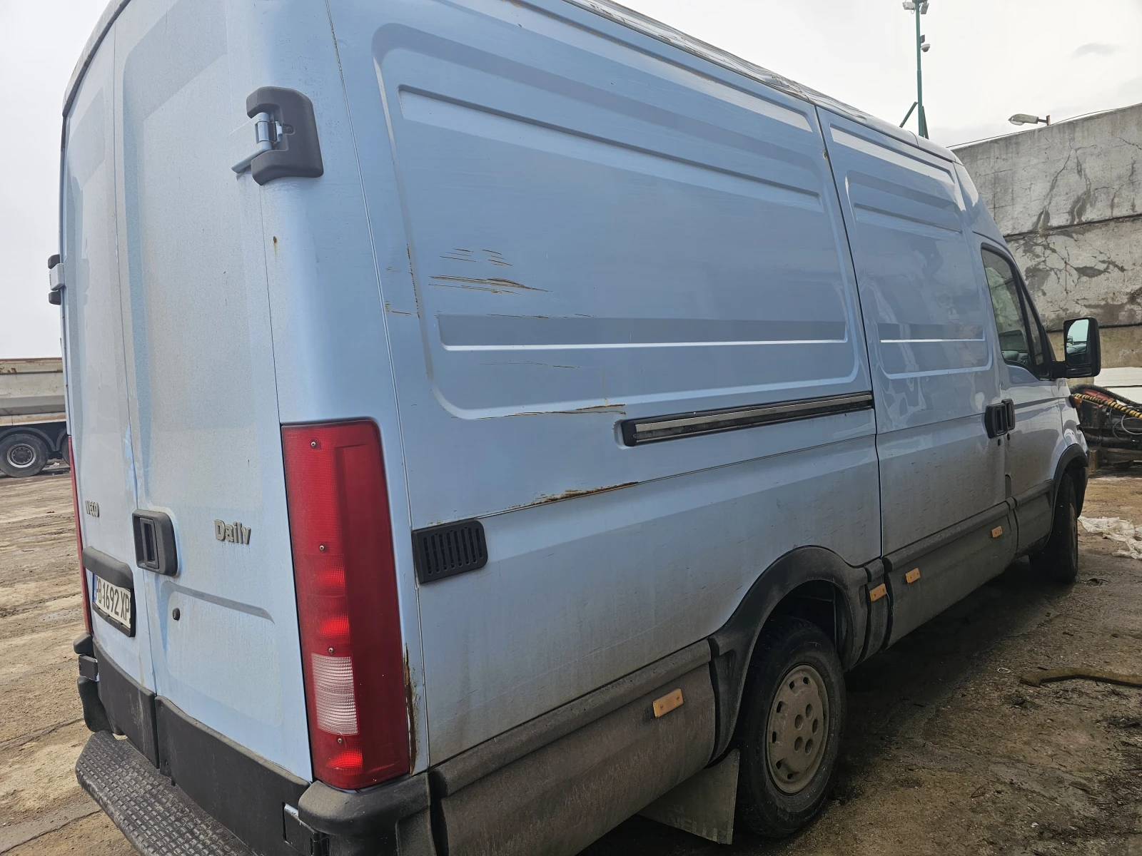 Iveco 35s11  - изображение 4