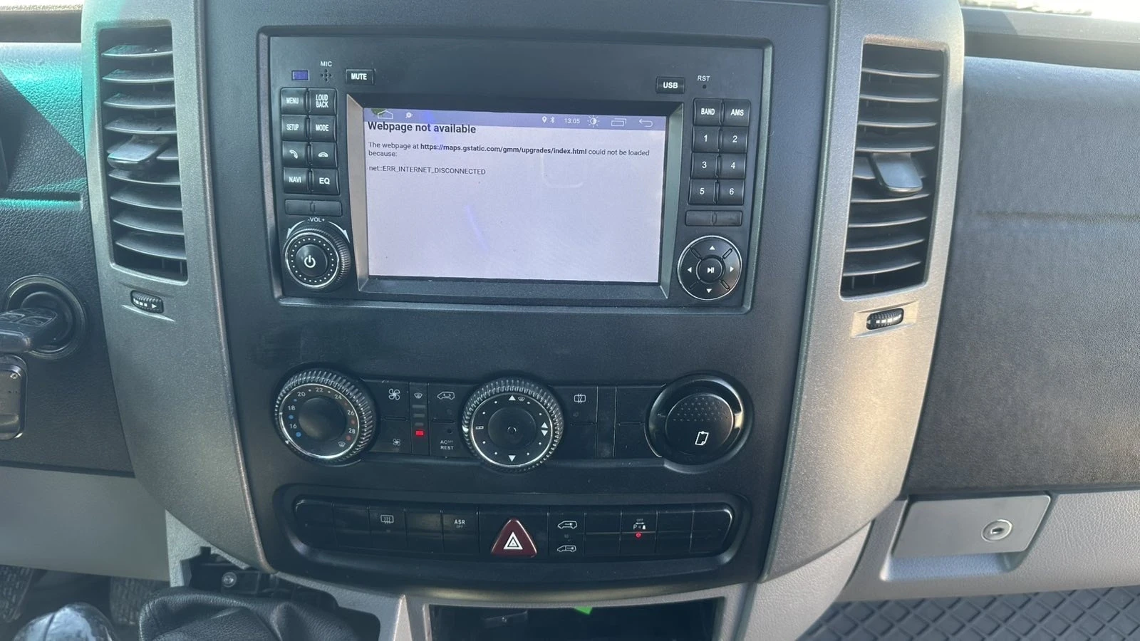 Mercedes-Benz Sprinter 318 CDI VIP MAXI 8+ 1 БАРТЕР ЛИЗИНГ, снимка 9 - Бусове и автобуси - 53902432