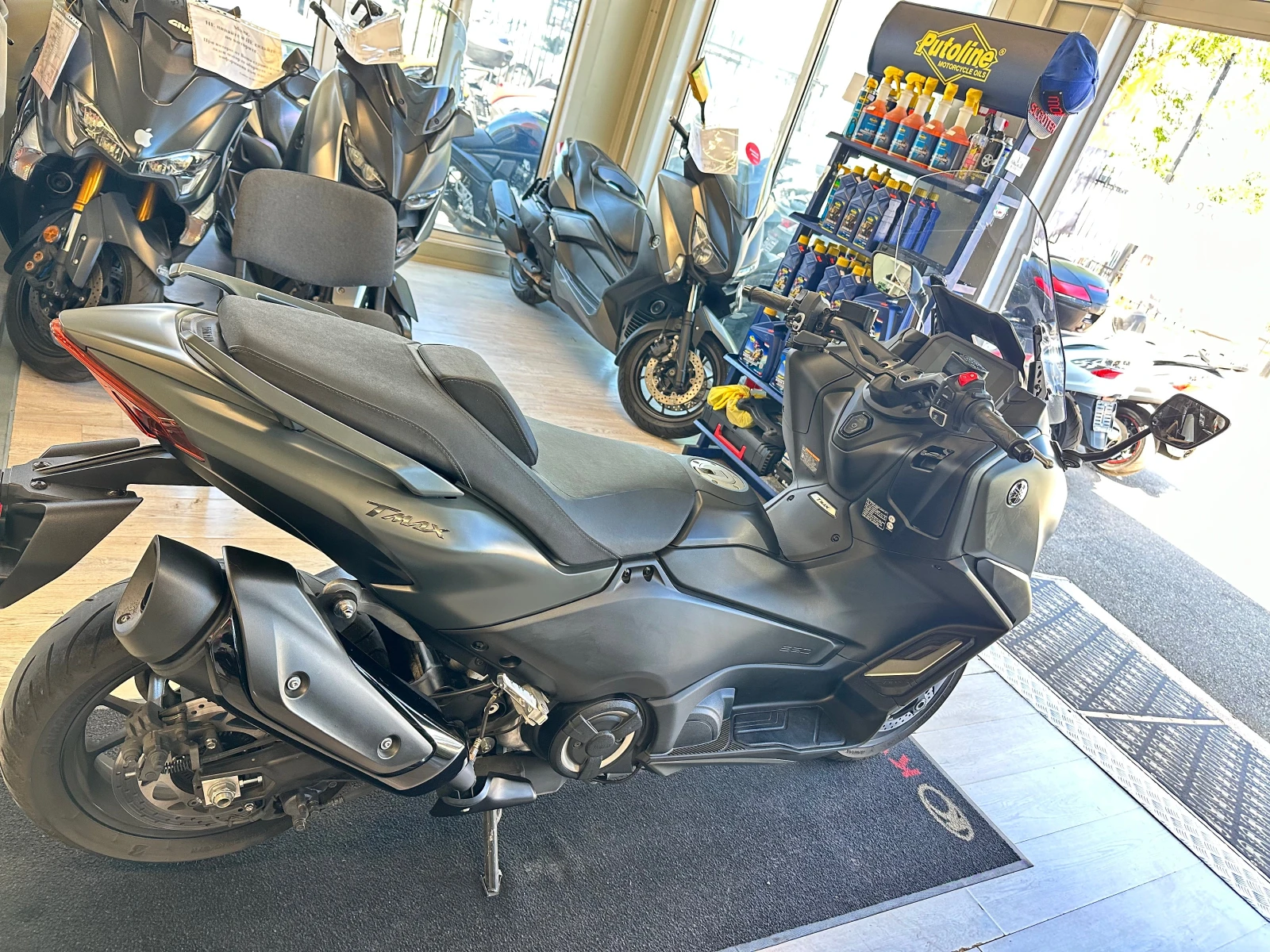 Yamaha T-max 560i 07.2025г., снимка 5 - Мотоциклети и мототехника - 55332654