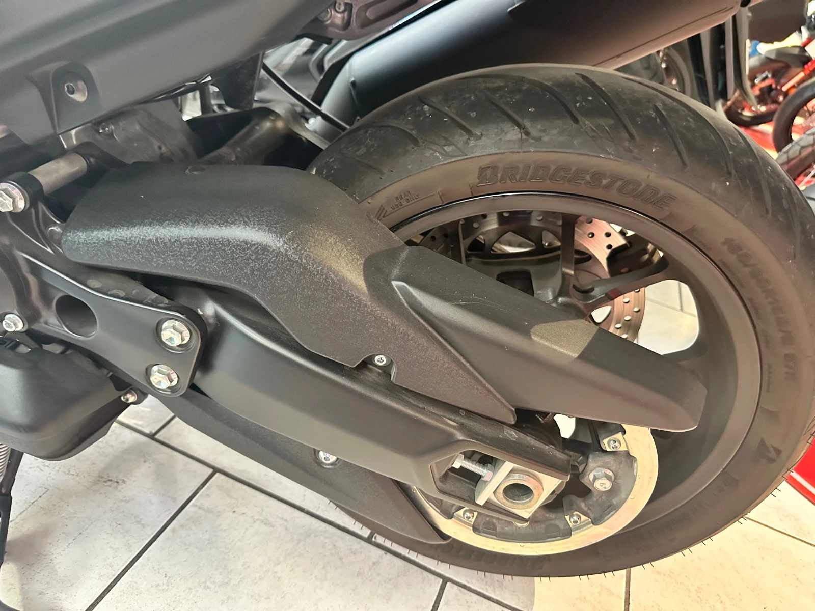 Yamaha T-max 560i 07.2025г., снимка 13 - Мотоциклети и мототехника - 55332654