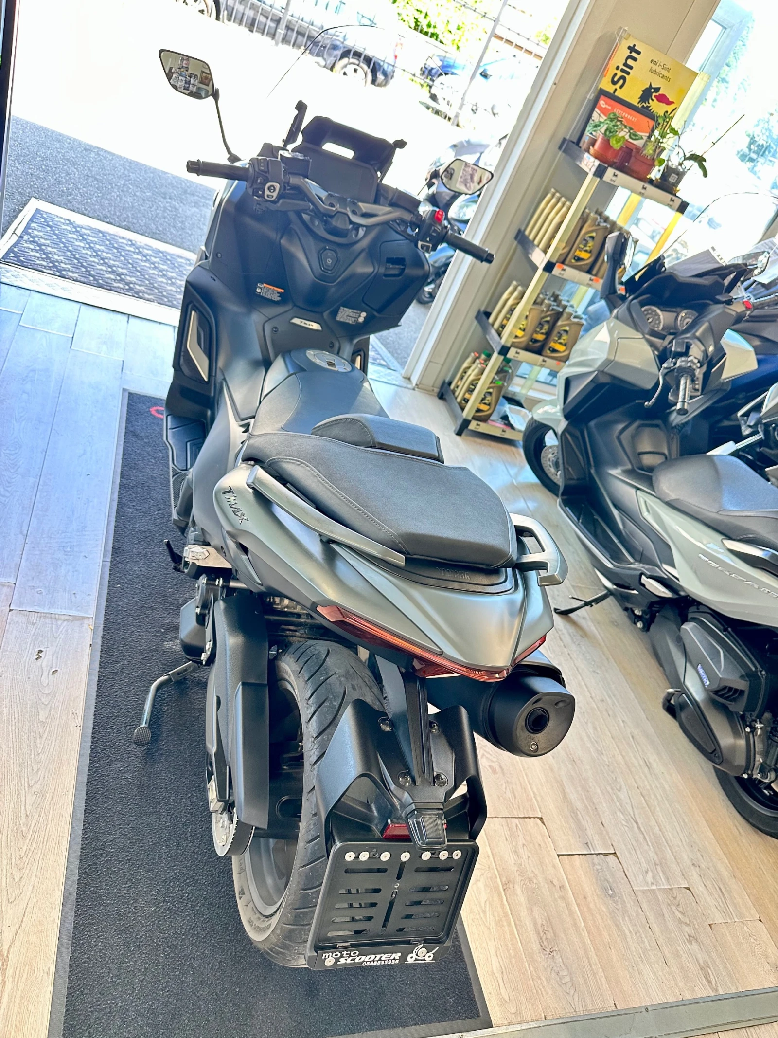 Yamaha T-max 560i 07.2025г., снимка 4 - Мотоциклети и мототехника - 55332654