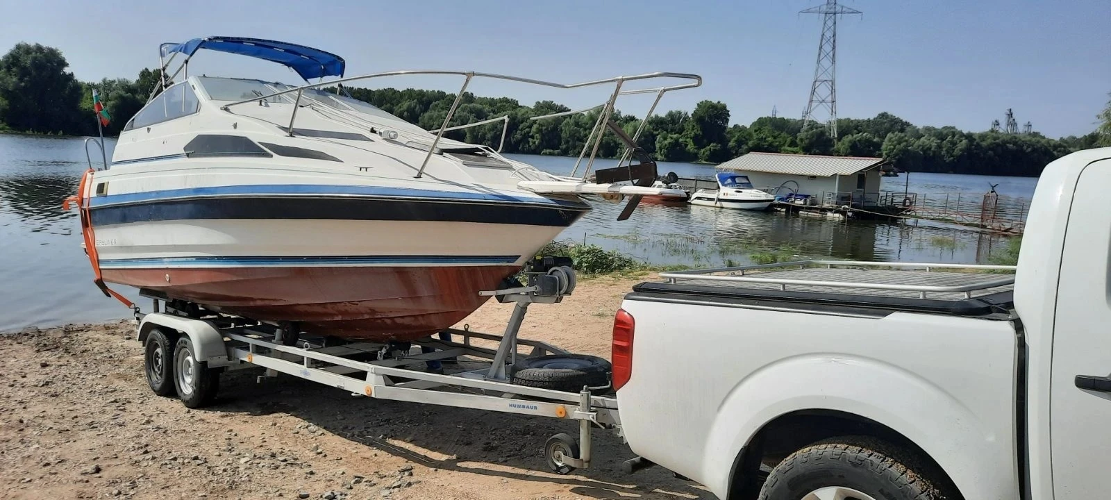 Моторна яхта Bayliner, снимка 6 - Воден транспорт - 54968879