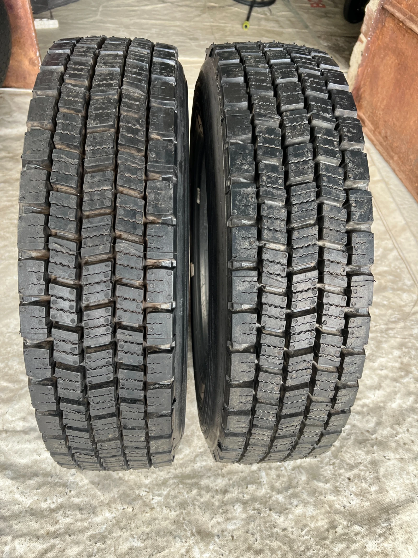 ���� 205/75R17.5 | Mobile.bg � ����������� 1