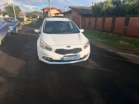 Kia Ceed 1.4 100кс Бензин+ Газ BRC, снимка 3