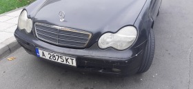 Mercedes-Benz C 200, снимка 3 - Автомобили и джипове - 45082245