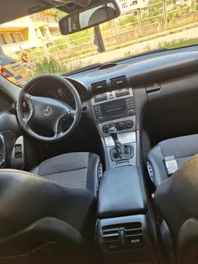 Mercedes-Benz C 220, снимка 9