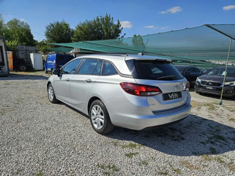 Opel Astra 1.6cdti 136k.c., снимка 4 - Автомобили и джипове - 48702911