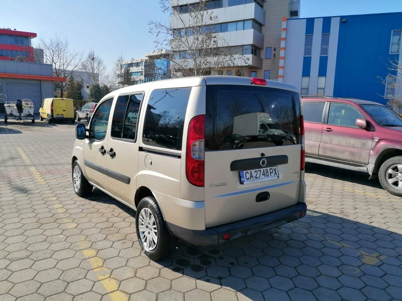 Fiat Doblo 1.9 Multijet (120 кс) 6+ 1, снимка 6 - Автомобили и джипове - 49394448