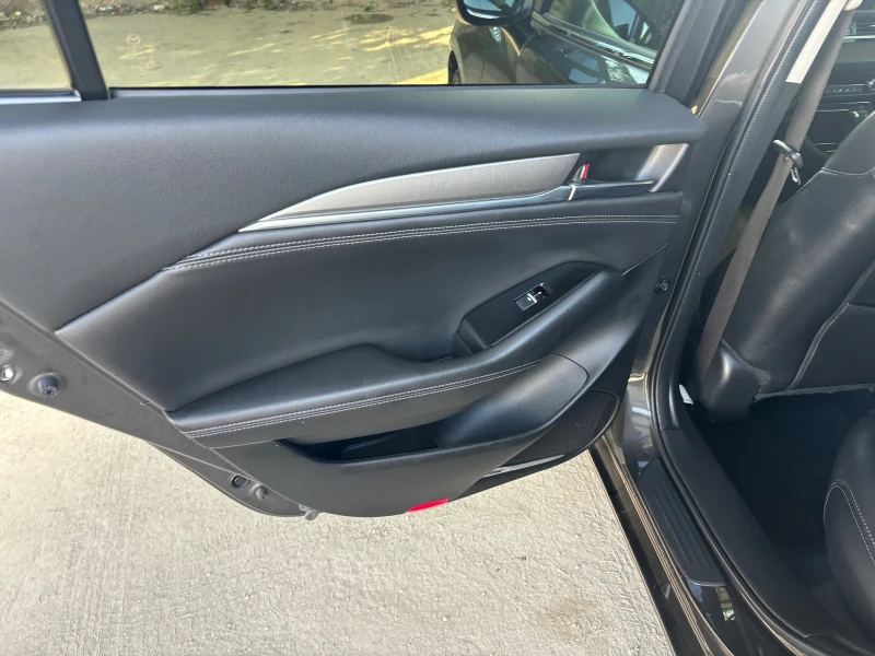 Mazda 6 Takumi, снимка 8 - Автомобили и джипове - 51940414